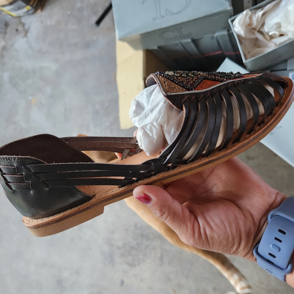 Shoes - Picture 2 of 3